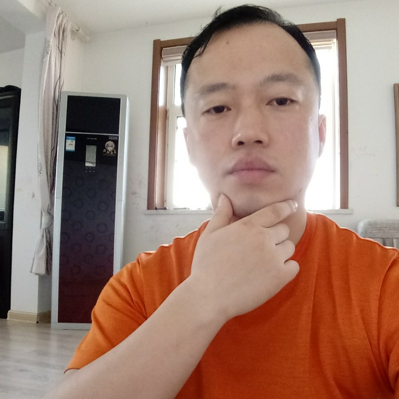 爱热闹的人的第一张照片--潍坊相亲服务中心