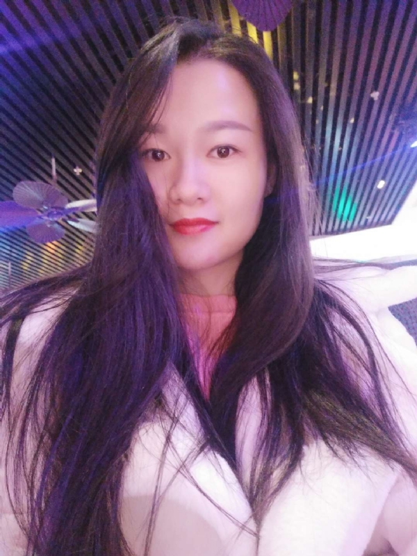 婉瑩的第三张照片--潍坊相亲服务中心