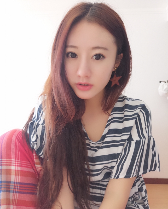 没有故事的女同学的第二张照片--潍坊相亲服务中心