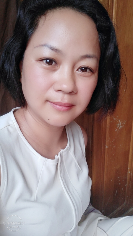 催乳师的第一张照片--潍坊相亲服务中心