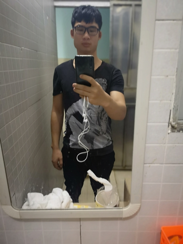 右手的执着的第一张照片--潍坊相亲服务中心
