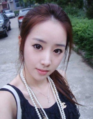小可爱的第一张照片--潍坊相亲服务中心