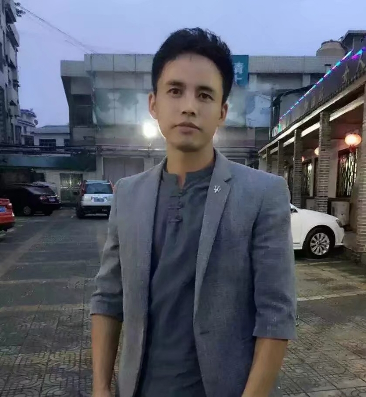 华谢的第一张照片--潍坊相亲服务中心