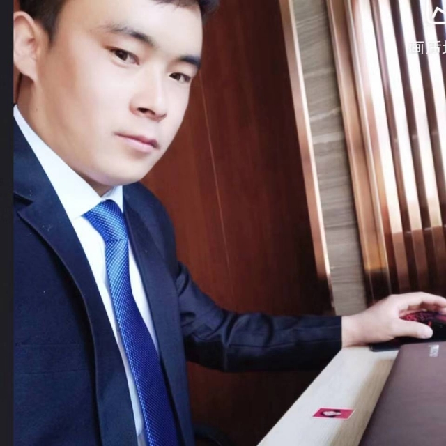 会哭的幸福的第一张照片--潍坊相亲服务中心