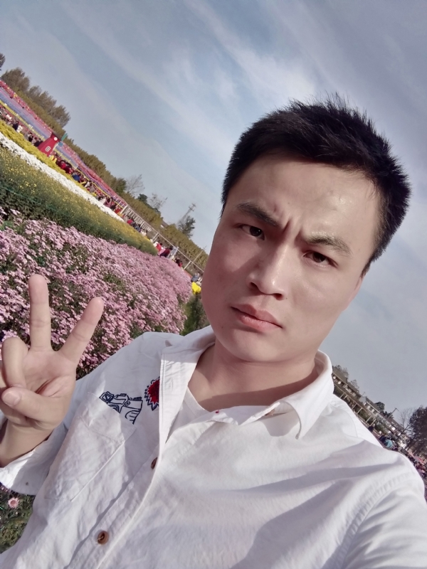 心碎无痕的第二张照片--潍坊相亲服务中心