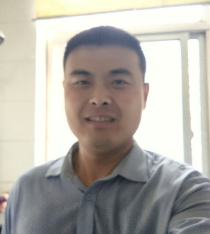 李伟的第一张照片--潍坊相亲服务中心