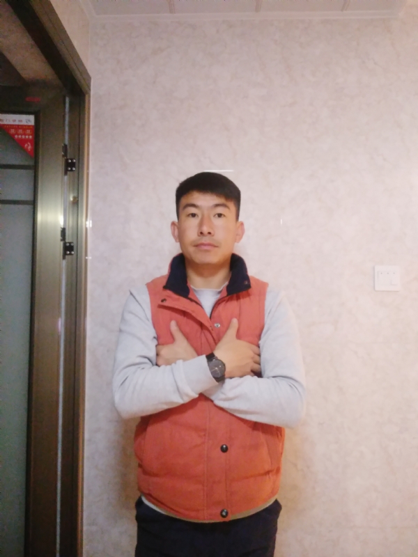 石林小伙的第一张照片--潍坊相亲服务中心