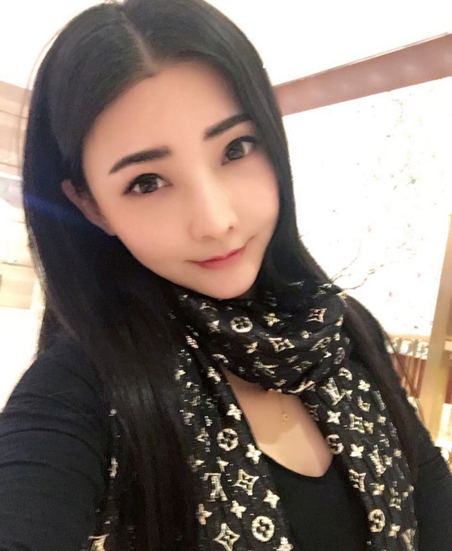 詩詩的第一张照片--潍坊相亲服务中心