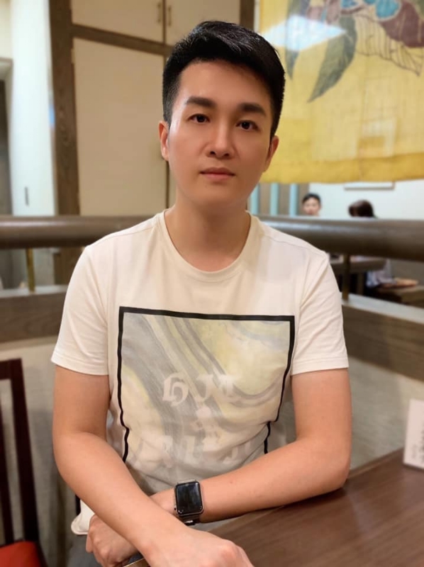 岁月流逝的第二张照片--潍坊相亲服务中心