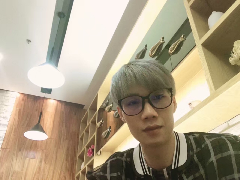 黄峰的第一张照片--潍坊相亲服务中心