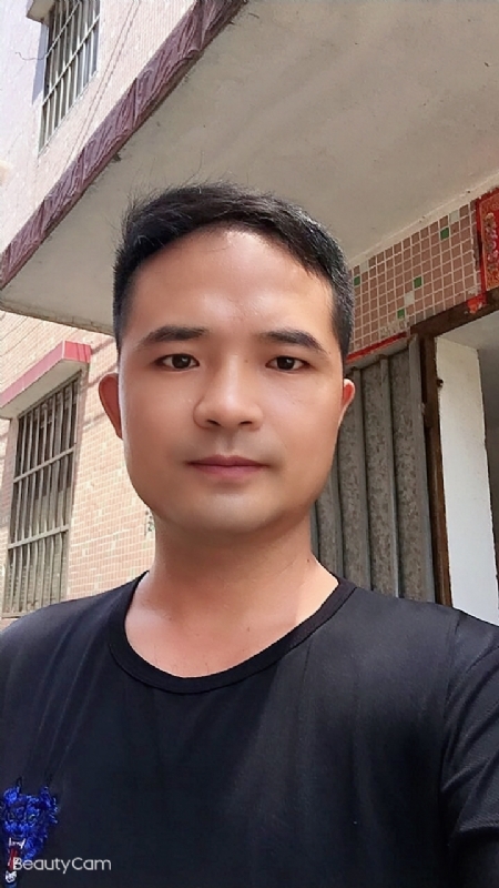 言飞的第一张照片--潍坊相亲服务中心