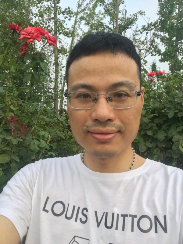 牛仔哥的第二张照片--潍坊相亲服务中心