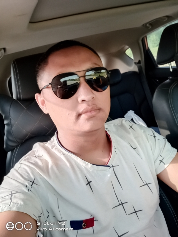 寻缘的第一张照片--潍坊相亲服务中心