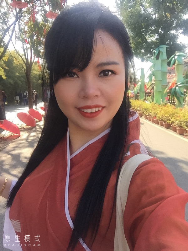 妮妮的第一张照片--潍坊相亲服务中心