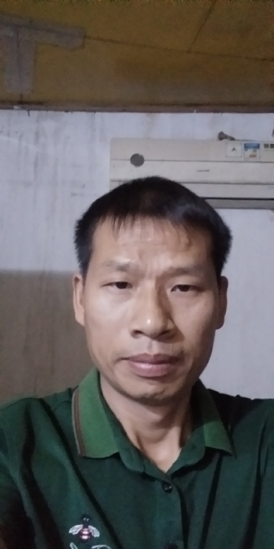 执着跋涉的第三张照片--潍坊相亲服务中心