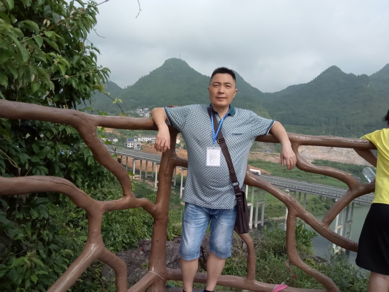岁月无声的第一张照片--潍坊相亲服务中心