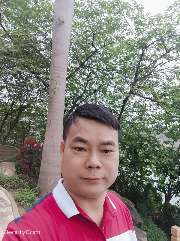 悲伤的温柔的第一张照片--潍坊相亲服务中心