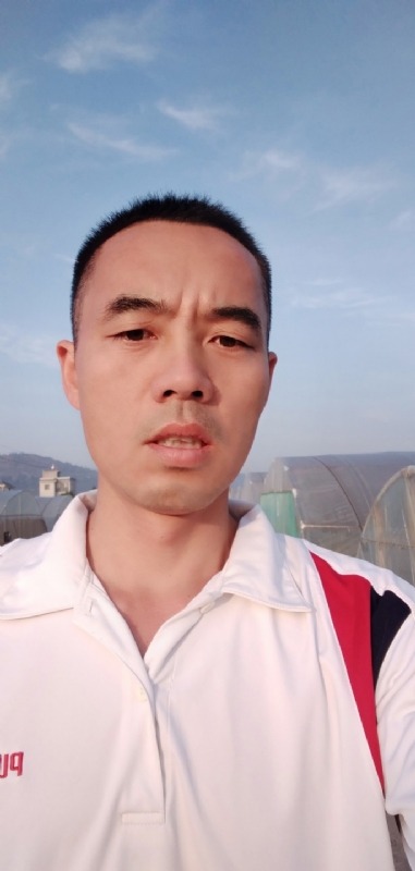 大头鱼的第一张照片--潍坊相亲服务中心