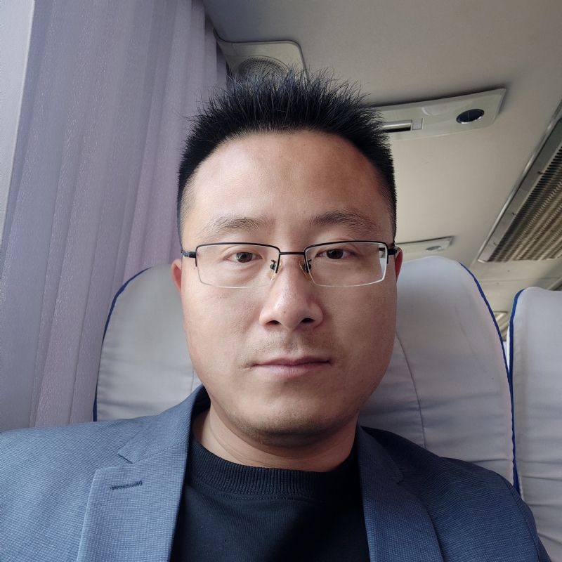 桑业挺的第一张照片--潍坊相亲服务中心