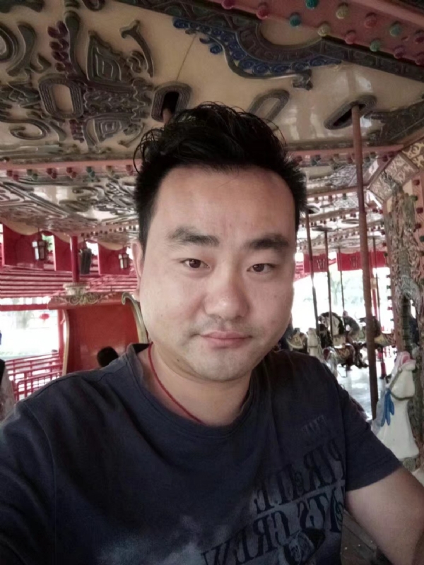 几许情深的第一张照片--潍坊相亲服务中心