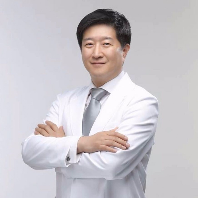 王伟的第三张照片--潍坊相亲服务中心