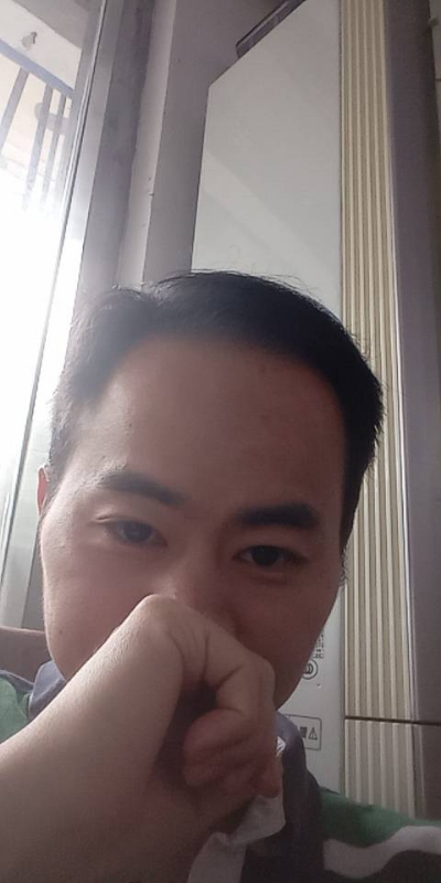 90年大叔的第四张照片--潍坊相亲服务中心