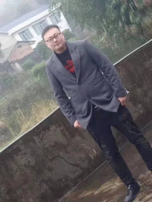 冰城的第一张照片--潍坊相亲服务中心