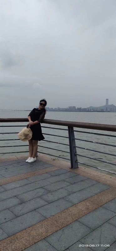 清秋的第一张照片--潍坊相亲服务中心
