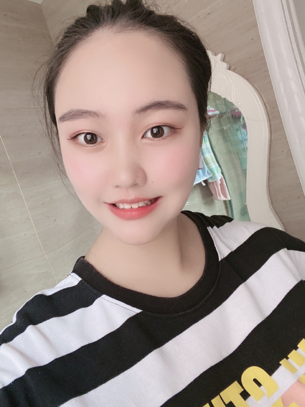 灵儿的第二张照片--潍坊相亲服务中心
