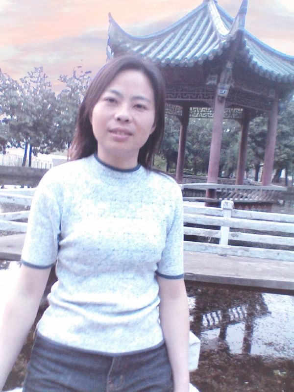 小草的第一张照片--潍坊相亲服务中心