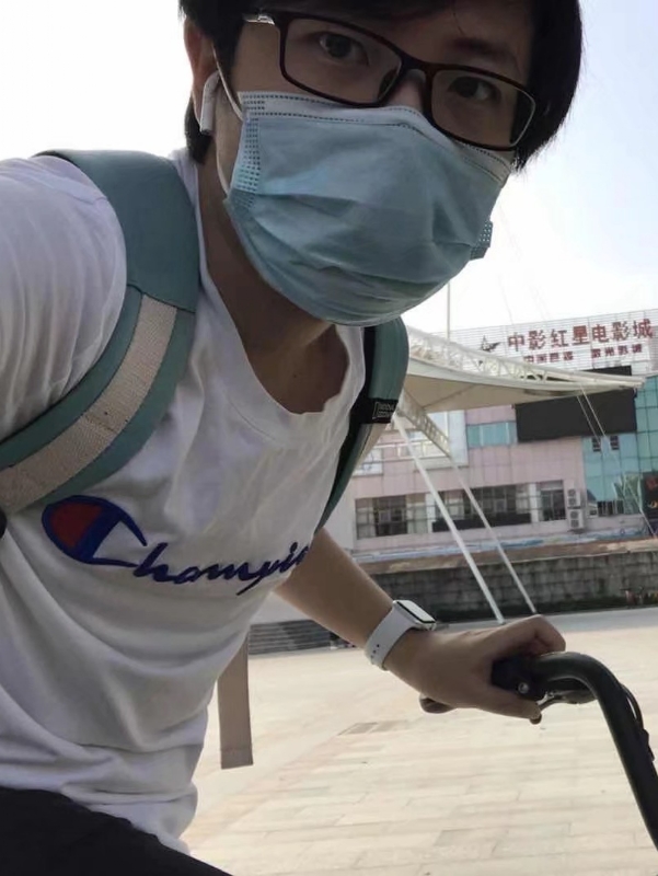 丁先生的第二张照片--潍坊相亲服务中心