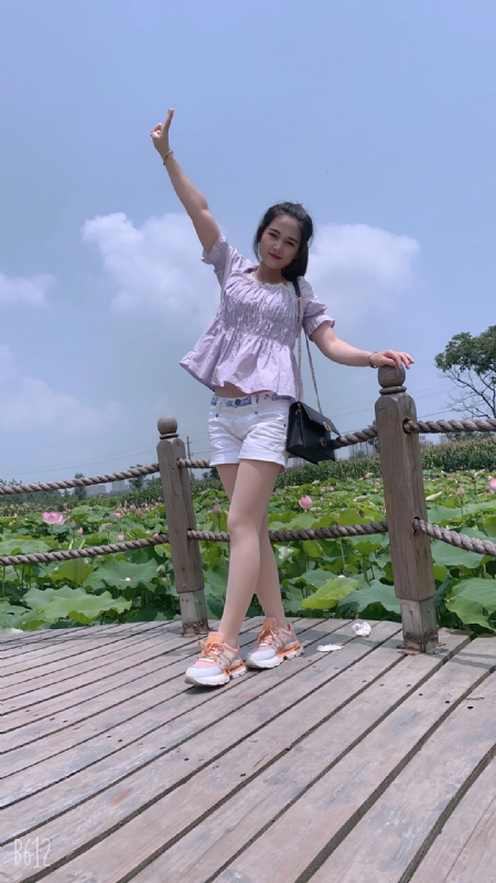 秋水伊人的第三张照片--潍坊相亲服务中心