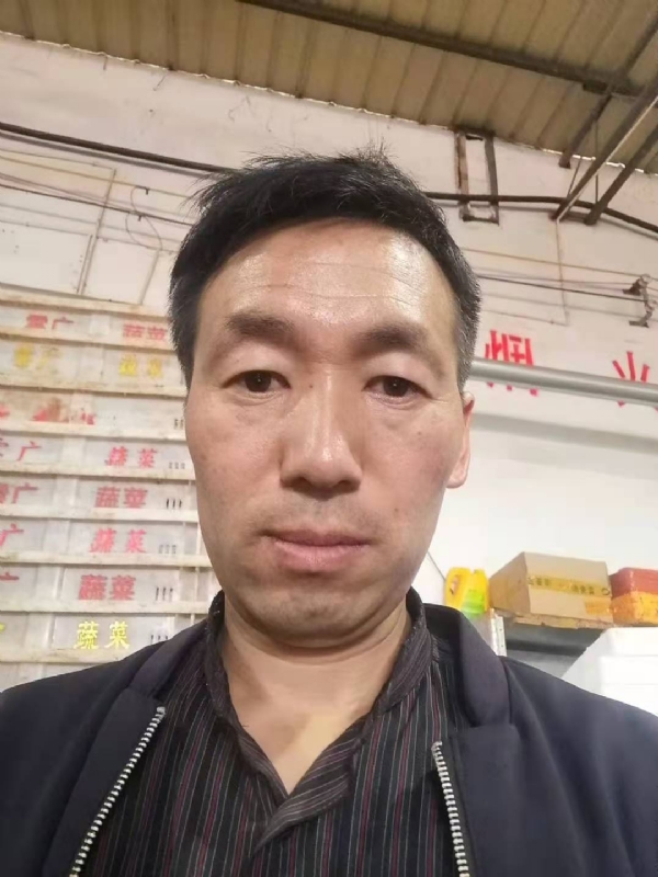容裕富的第一张照片--潍坊相亲服务中心