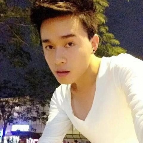 爱与不爱的第一张照片--潍坊相亲服务中心