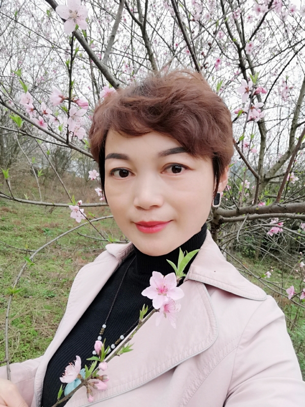 转角遇到你的第一张照片--潍坊相亲服务中心