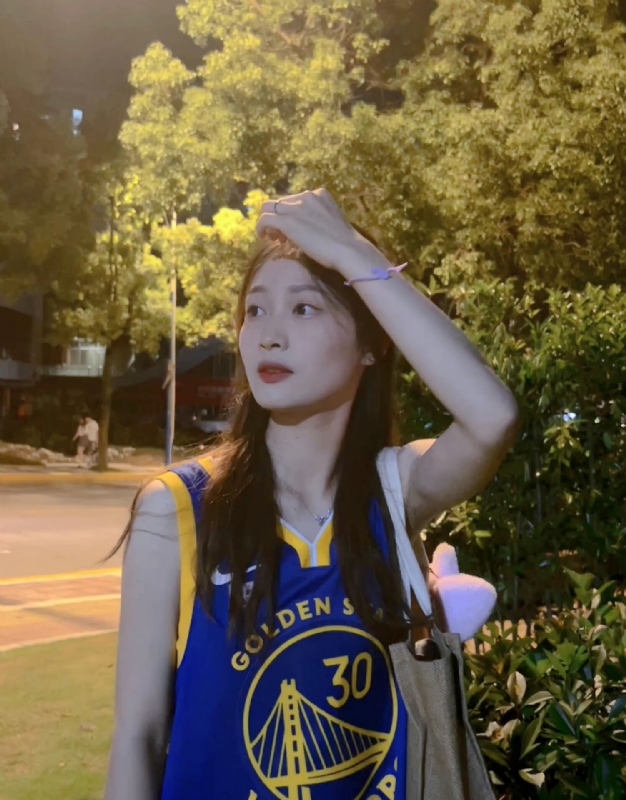 小趴菜的第三张照片--潍坊相亲服务中心