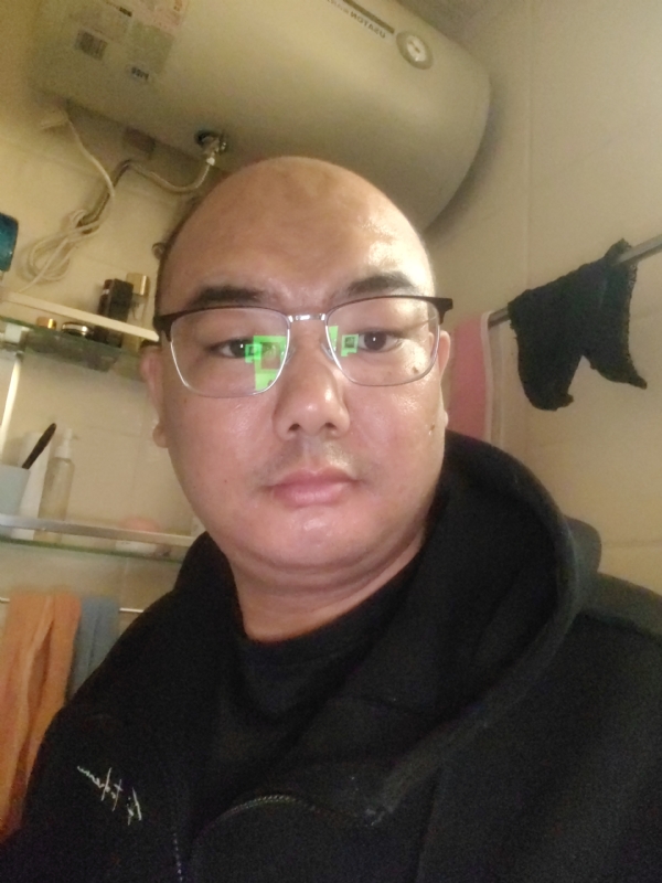 小胖子的第一张照片--潍坊相亲服务中心
