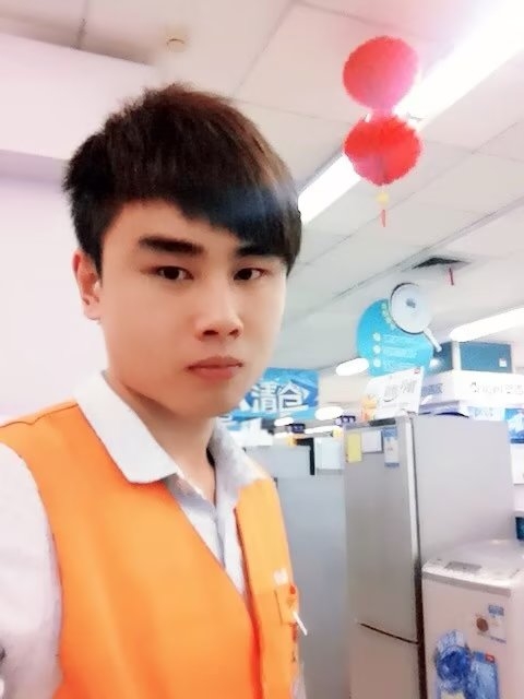 罗自强的第一张照片--潍坊相亲服务中心