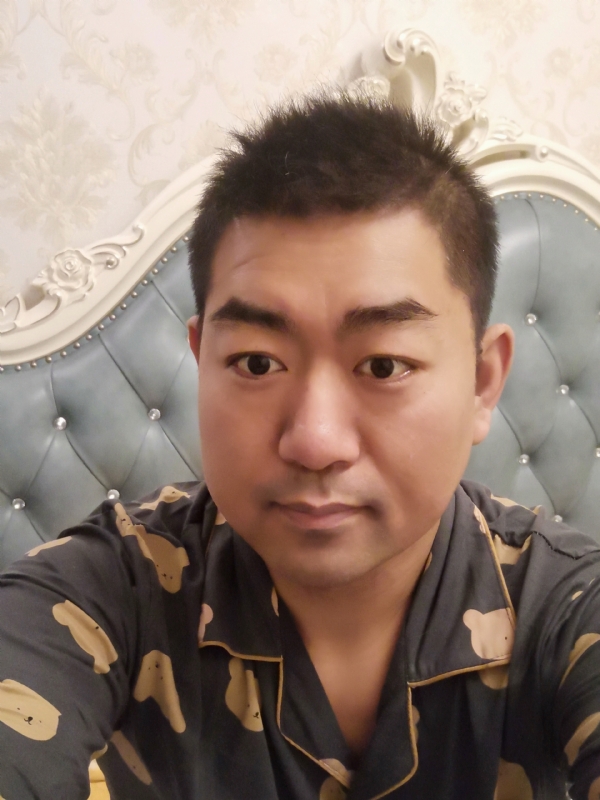 曾经的第一张照片--潍坊相亲服务中心