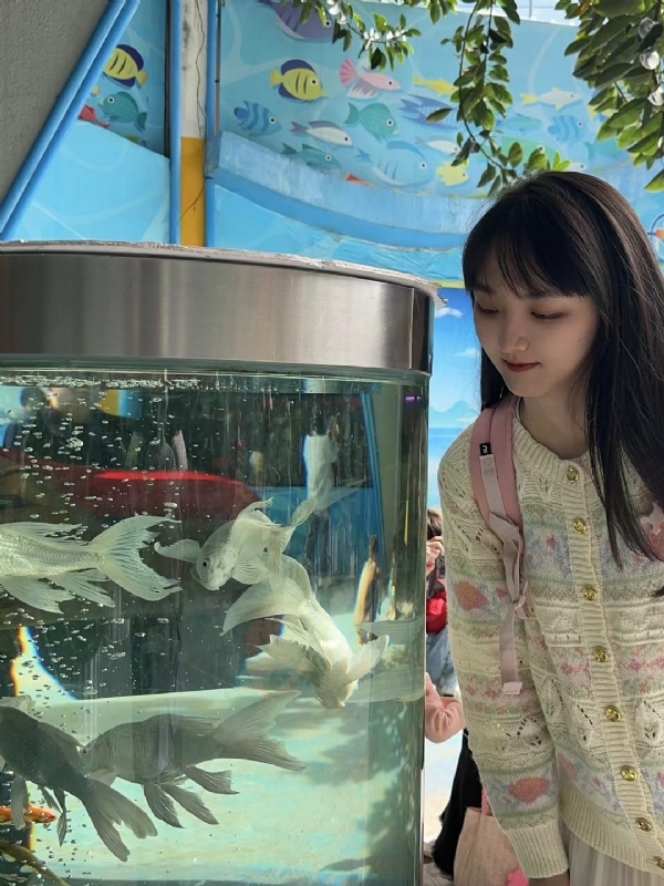 yiyi的第一张照片--潍坊相亲服务中心