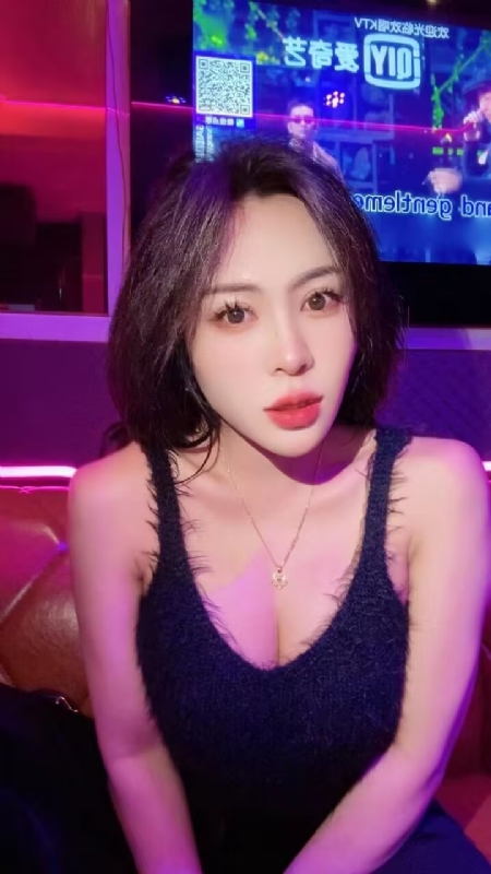 素素可月的第一张照片--潍坊相亲服务中心