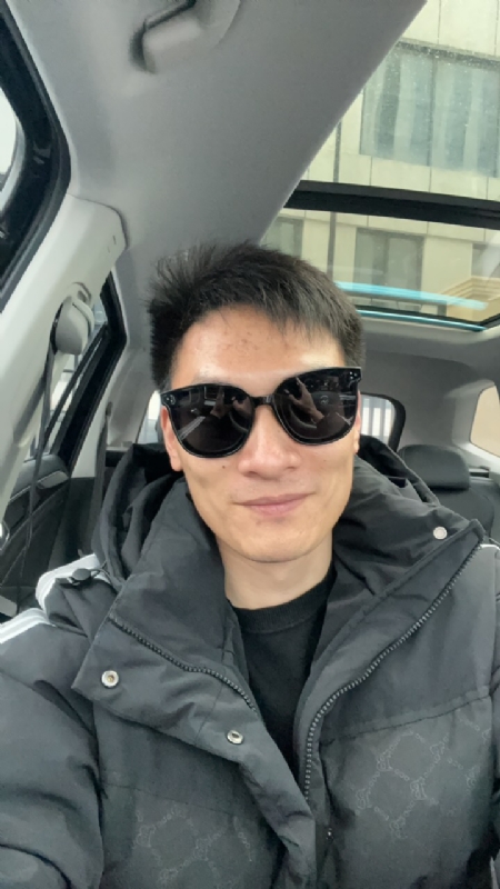 男孩的第一张照片--潍坊相亲服务中心