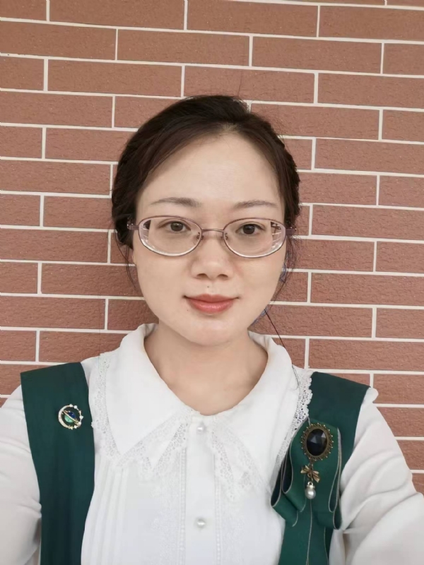Lily的第一张照片--潍坊相亲服务中心