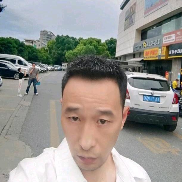 小林的第三张照片--潍坊相亲服务中心