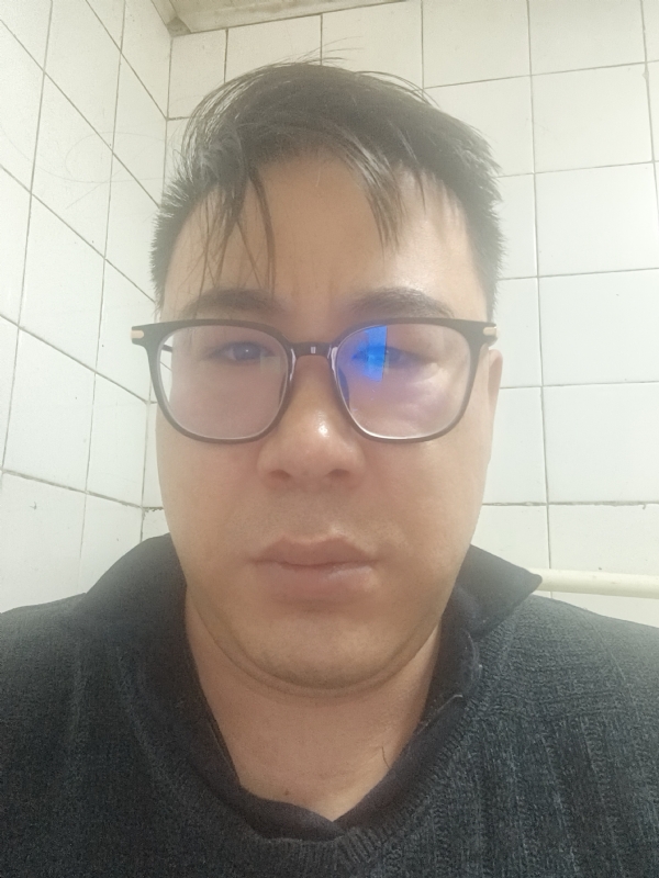迷失自我的第一张照片--潍坊相亲服务中心