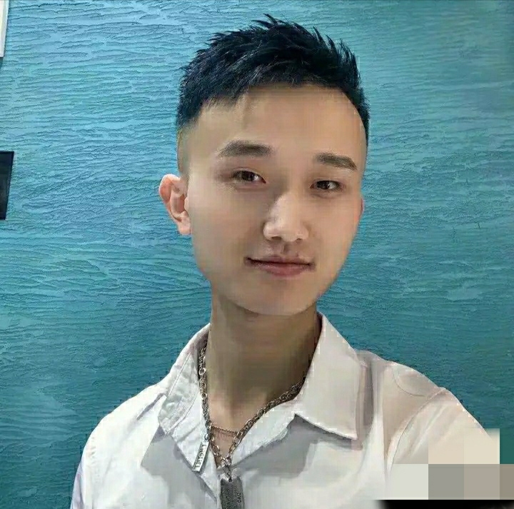 小哥哥的第一张照片--潍坊相亲服务中心