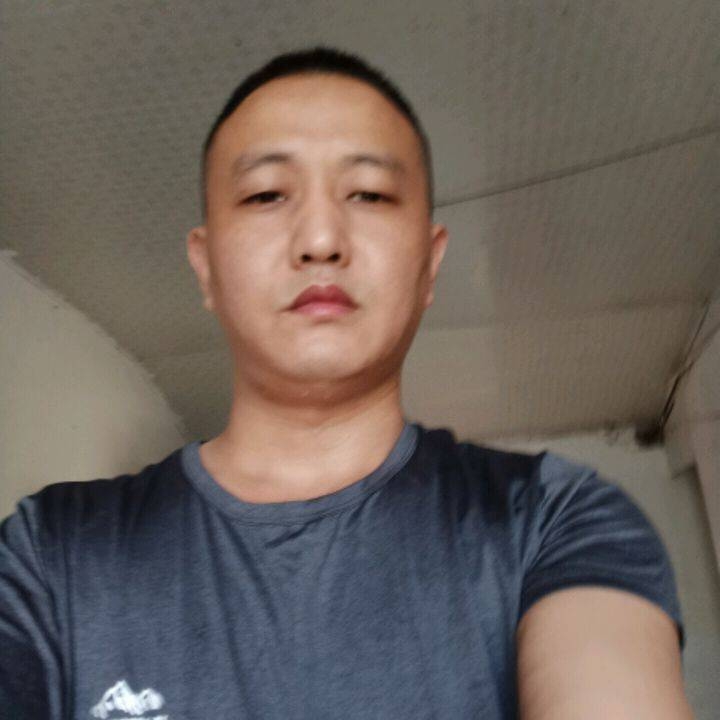 大庆小丁的第一张照片--潍坊相亲服务中心